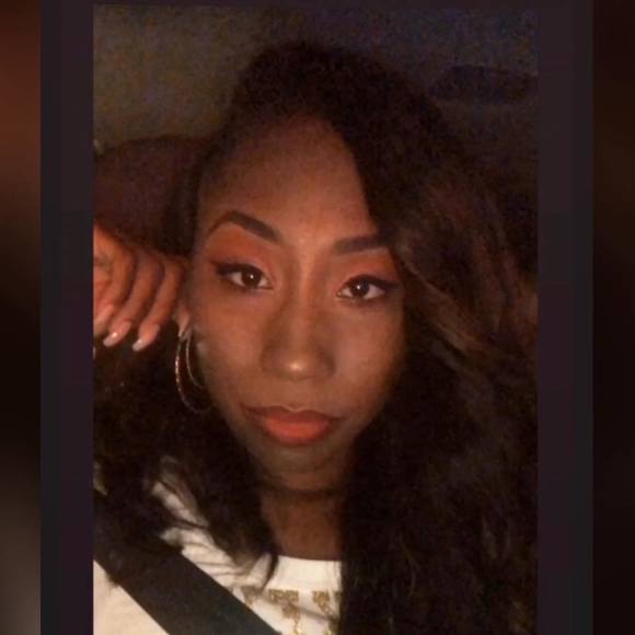 Meet your Posher, Soyong - Picture 1 of 1